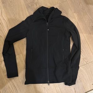 Lulu Lemon Define Jacket size 0/2